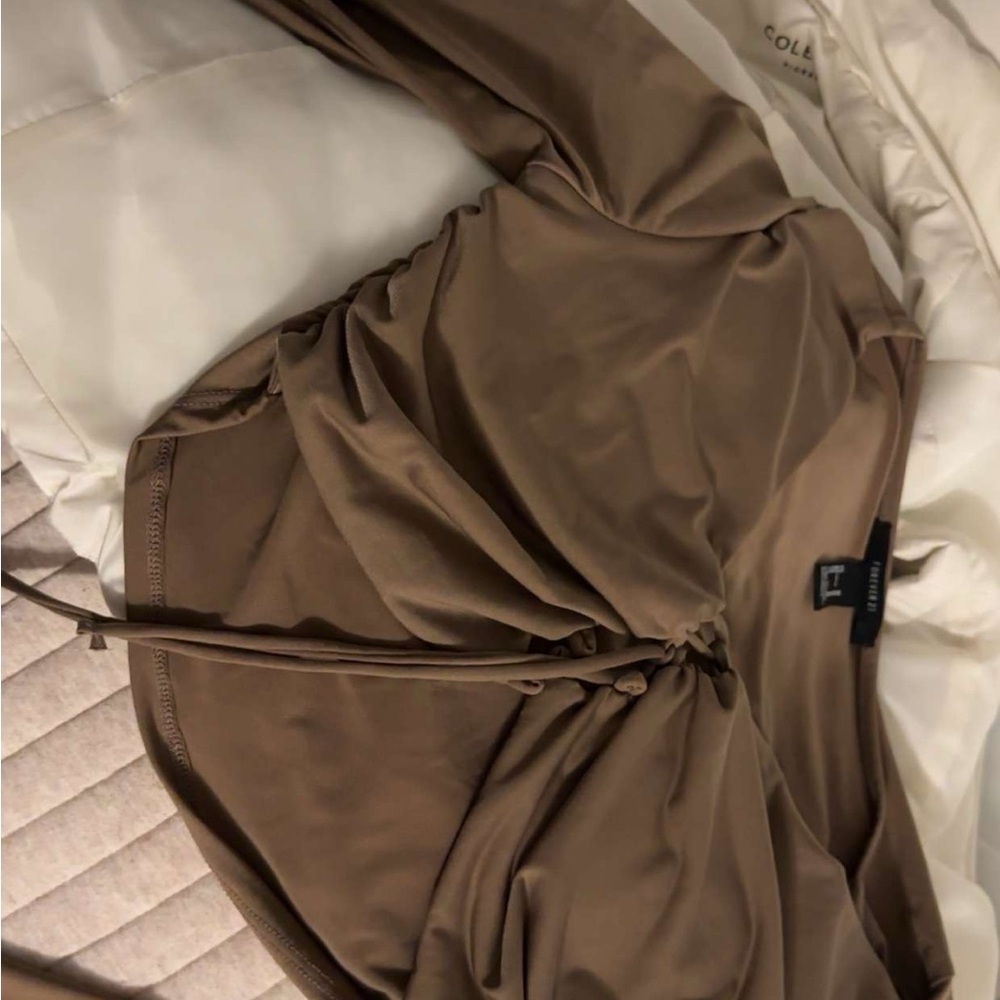 H&M Tan Gathered Blouse(adjustable)